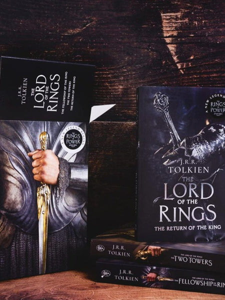 The Lord of the Rings: Boxed Set (Paperback, J.R.R. Tolkien)