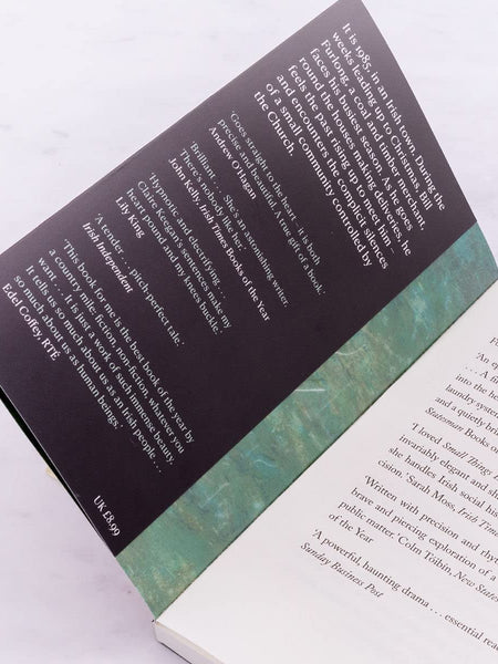 Foster: by the Booker-shortlisted author of Small Things Like These by Claire Keegan